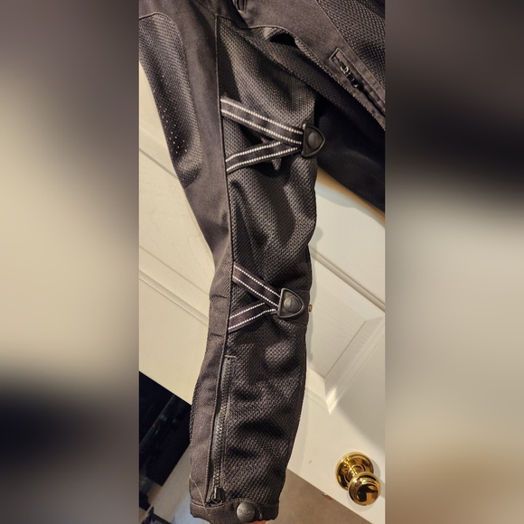 Motorcycle Riding Jacket - Picture 6 of 7